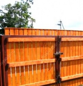Забор из дерева с установкой Серов