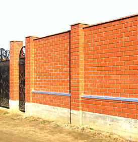 Кирпичный забор с установкой Ангарск