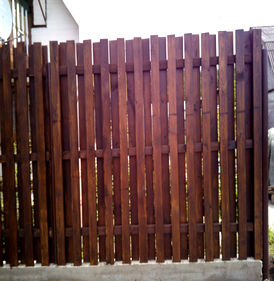 Забор из обрезной доски с монтажом Омск