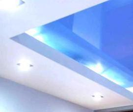 Бело голубой натяжной потолок Екатеринбург