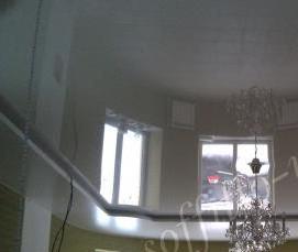 Белый двухуровневый натяжной потолок Краснодар