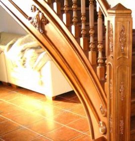 Деревянная лестница черная Саратов