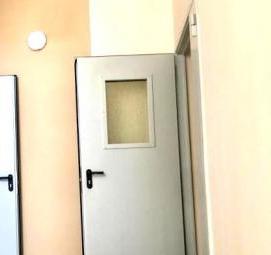 Дверь техническая металлическая серая Каспийск