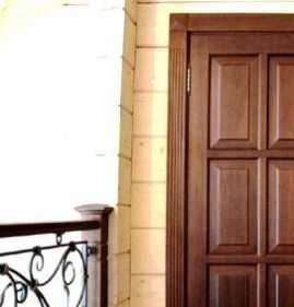 Двери деревянные входные уличные утепленные Тольятти