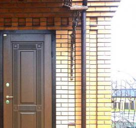 Двери металлические входные уличные утепленные Санкт-Петербург