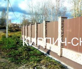 Кирпич рустированный угловой Казань