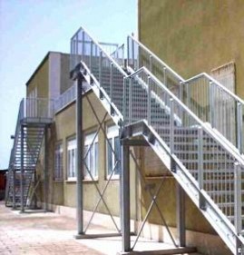 Лестница металлическая приставная Новосибирск