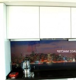 стеклянный фартук для кухни Пенза