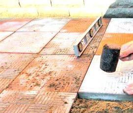 Укладка геотекстиля под тротуарную плитку Омск