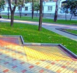Укладка тротуарной плитки под машину Омск