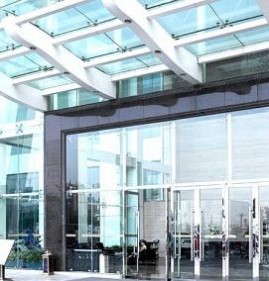 Входная группа из стеклопакетов для магазина Старый Оскол