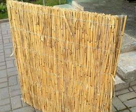 Забор из камыша с установкой Астрахань