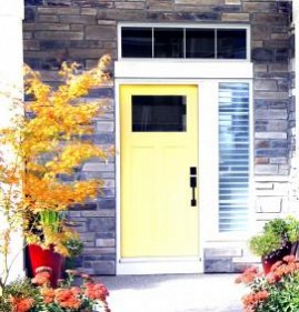 Желтая входная дверь Самара