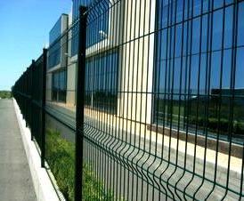 Из сварной сетки - вариант 4