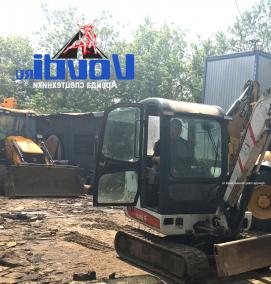 Аренда экскаватора с гидромолотом - модель 2