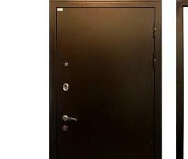 Белая межкомнатная дверь с зеркалом - модель 1