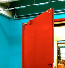 Белая противопожарная дверь - вариант 2