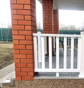 Белая входная группа - модель 3