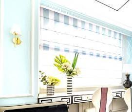 Бело-голубой ламинат - модель 1