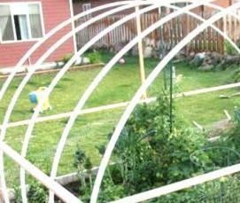 Беседка из канализационных труб - тип 4