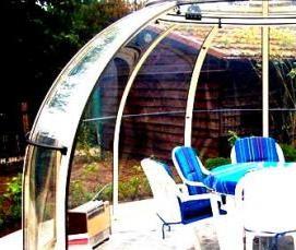 Беседка из красного поликарбоната - вариант 1