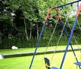 Беседки качалки для дачи - модель 1