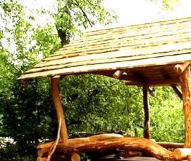 Беседки комбинированные из металла и дерева - тип 2