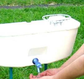 Бочка умывальник для дачи - модель 1