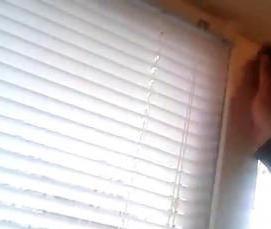 Бумажные жалюзи на окна - вариант 1