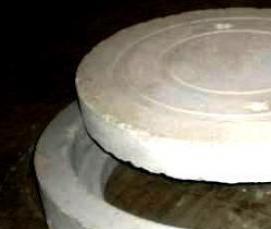 чугунные крышки для колодцев - модель 4