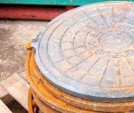 чугунные крышки для колодцев - модель 3