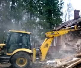 Демонтаж дачного дома и вывоз мусора - вариант 1