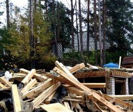 Демонтаж деревянного дома - вариант 1