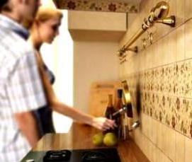 Демонтаж плитки на кухне - модель 1