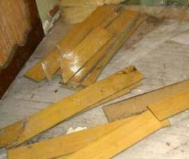 Демонтаж старого линолеума - модель 4