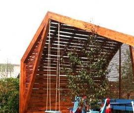 Деревянная беседка с мангалом из кирпича - тип 1