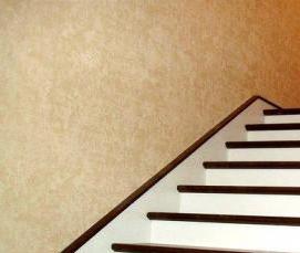 Деревянная лестница двухцветная - вариант 1