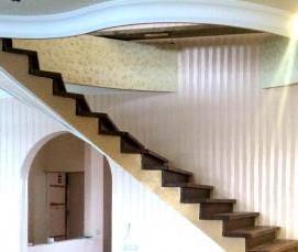 Деревянная лестница с поворотными ступенями - тип 2