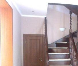 Деревянная лестница с поворотом - тип 4