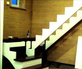 Деревянные лестницы из бука - вариант 1