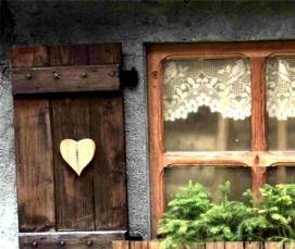 Деревянные окна со ставнями - тип 3