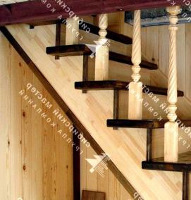 Деревянные резные лестницы - вариант 1