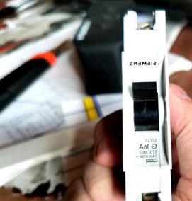 Дистанционный автоматический выключатель - модель 1