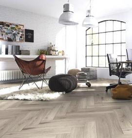 Дуб Серебряный ламинат - тип 1