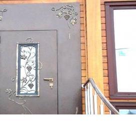 Дверь техническая металлическая серая - модель 3