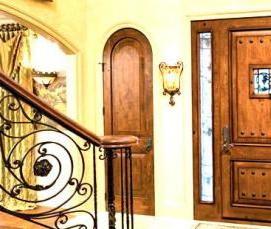 Дверь входная деревянная уличная со стеклом - тип 3