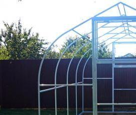 Двухскатная теплица из поликарбоната - тип 2