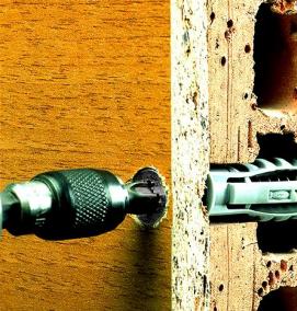 Дюбель для пористых материалов - модель 4