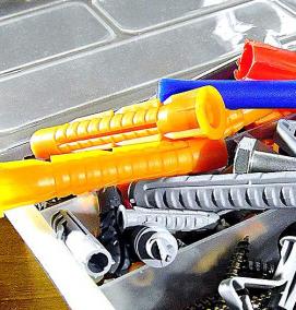 Дюбель для пористых материалов - модель 2