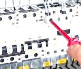 электромонтаж в офисе - модель 3